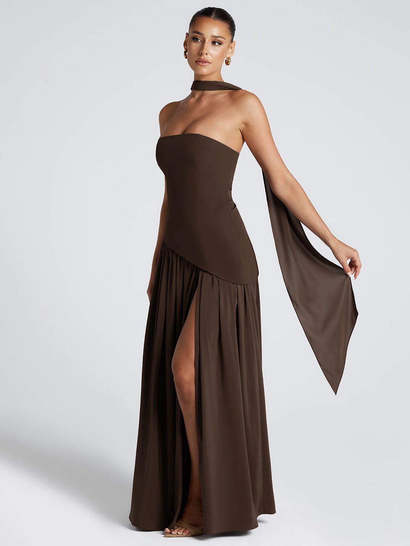Elegant Strapless Backless Dress