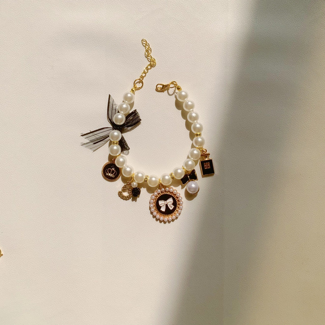 Pet Pearl Necklace Lady Style Dog Cat Collar with Bell