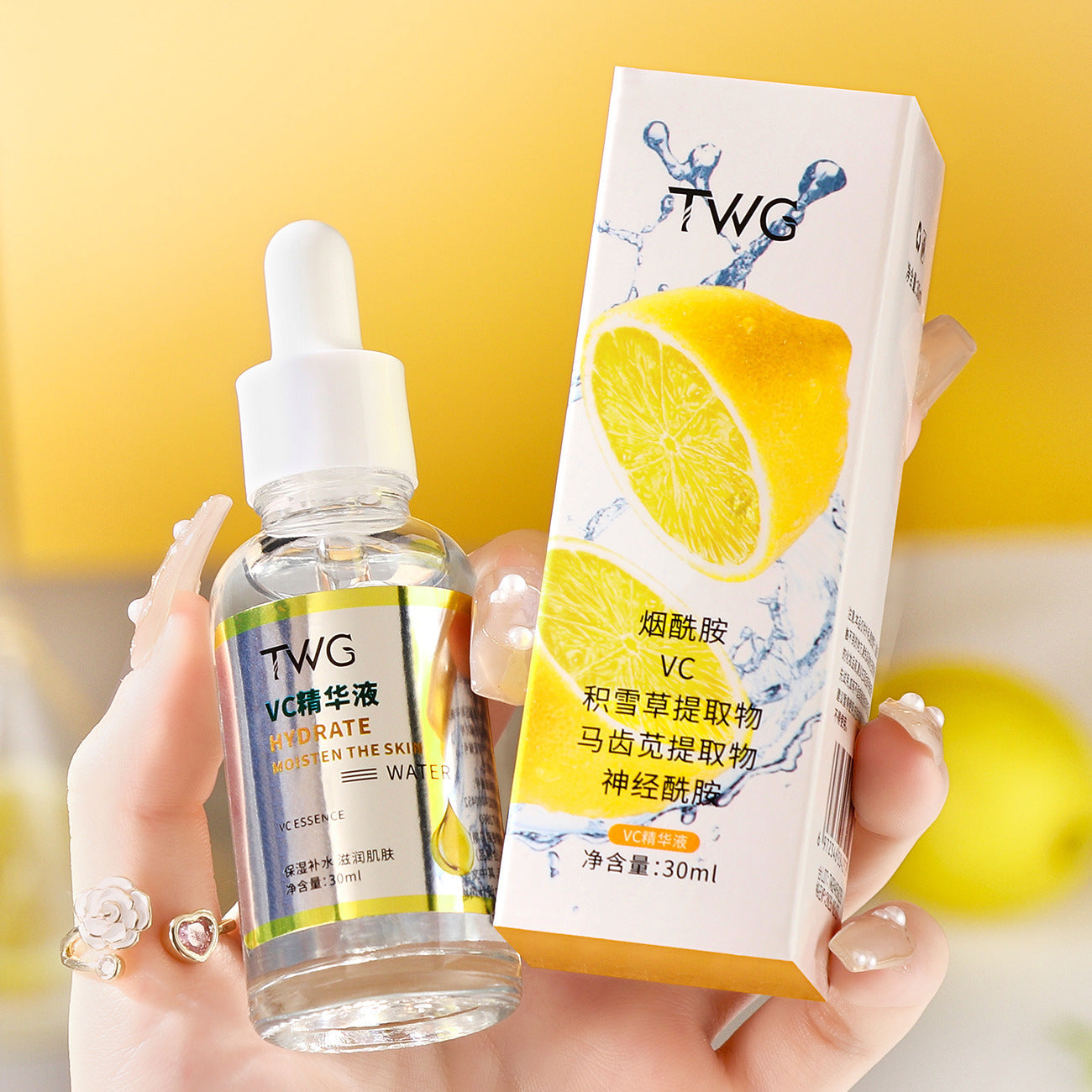 TWG Nicotinamide VC Hydrating Facial Essence