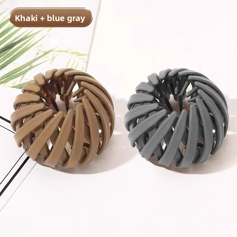 Retractable Hair Bun Maker Clip