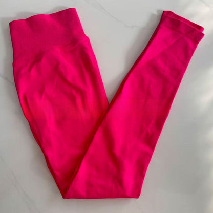 Seamless Yoga Pants with Butt-Lifting Design