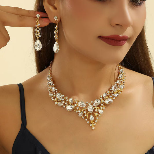 Elegant Rhinestone Teardrop Necklace and Earrings