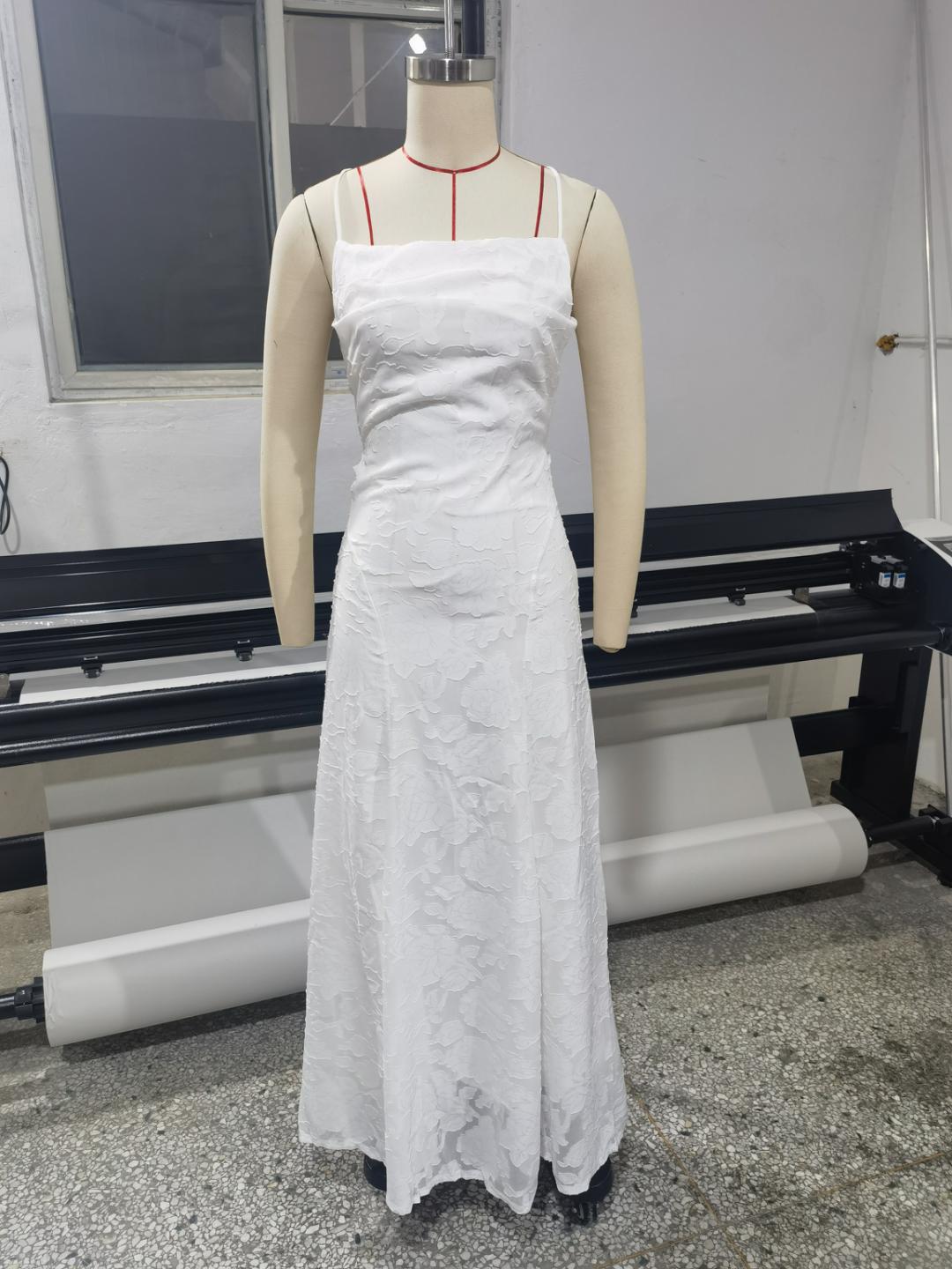 Elegant Lace Backless Evening Dress Drip Depot