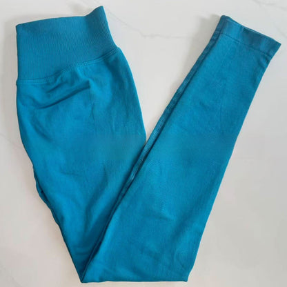 Seamless Yoga Pants with Butt-Lifting Design