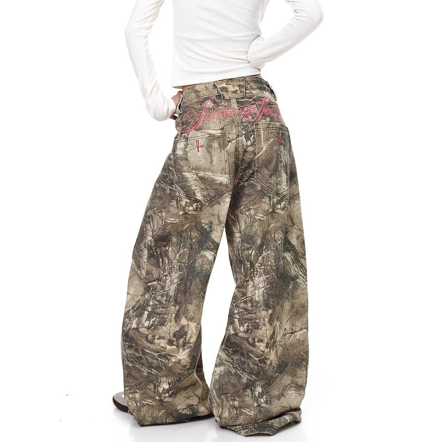 American Street Letter Embroidery Branch Camouflage Jeans for Men and Women Drip Depot