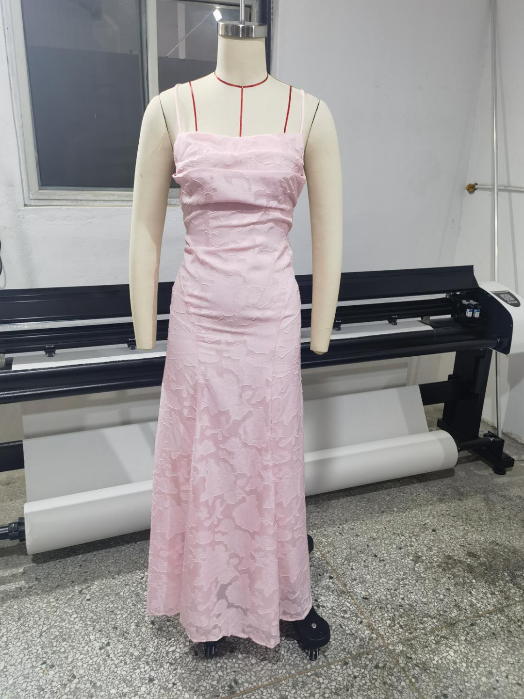 Elegant Lace Backless Evening Dress Drip Depot